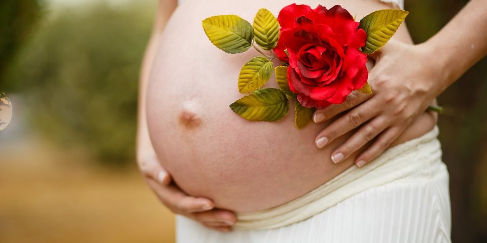Απλές και αποτελεσματικές συμβουλές για να χάσετε βάρος μετά την εγκυμοσύνη